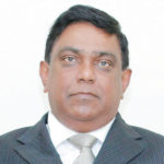 අපි එතෙර. ගෙදර අය මෝඩ නැත-කුමුදු ෆොන්සේකා